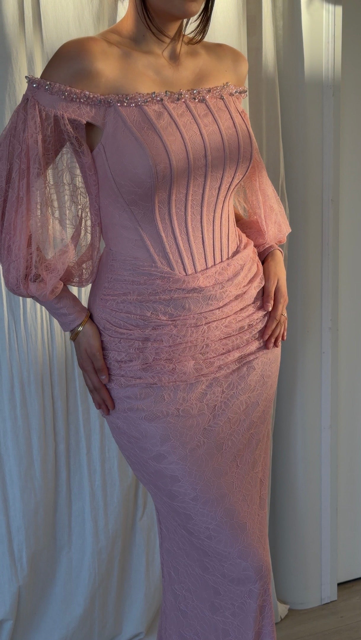 The Zafira dress soft pink