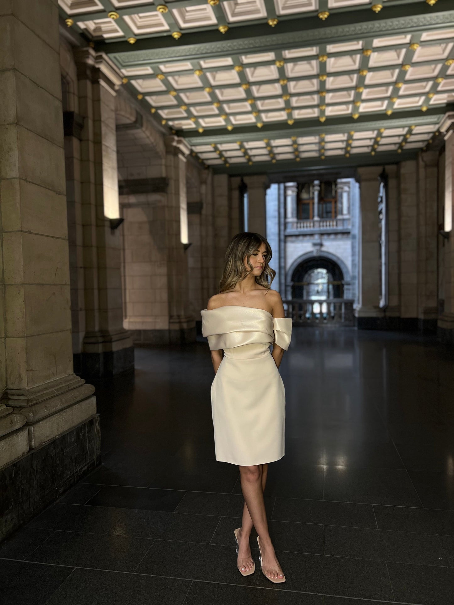 The mini Dilara dress beige