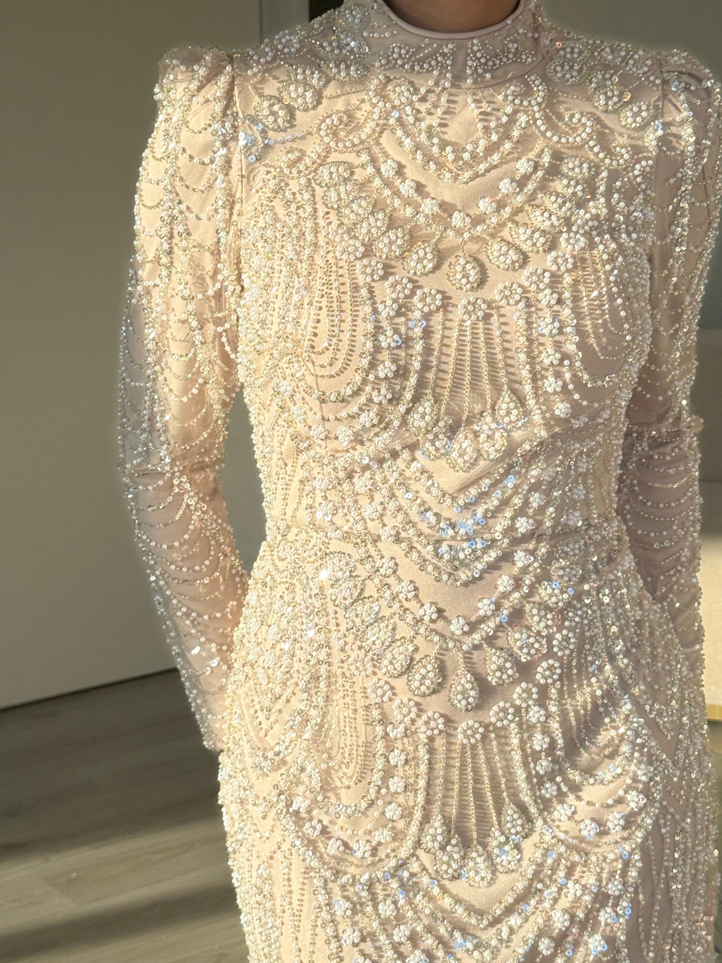 The Berla dress beige