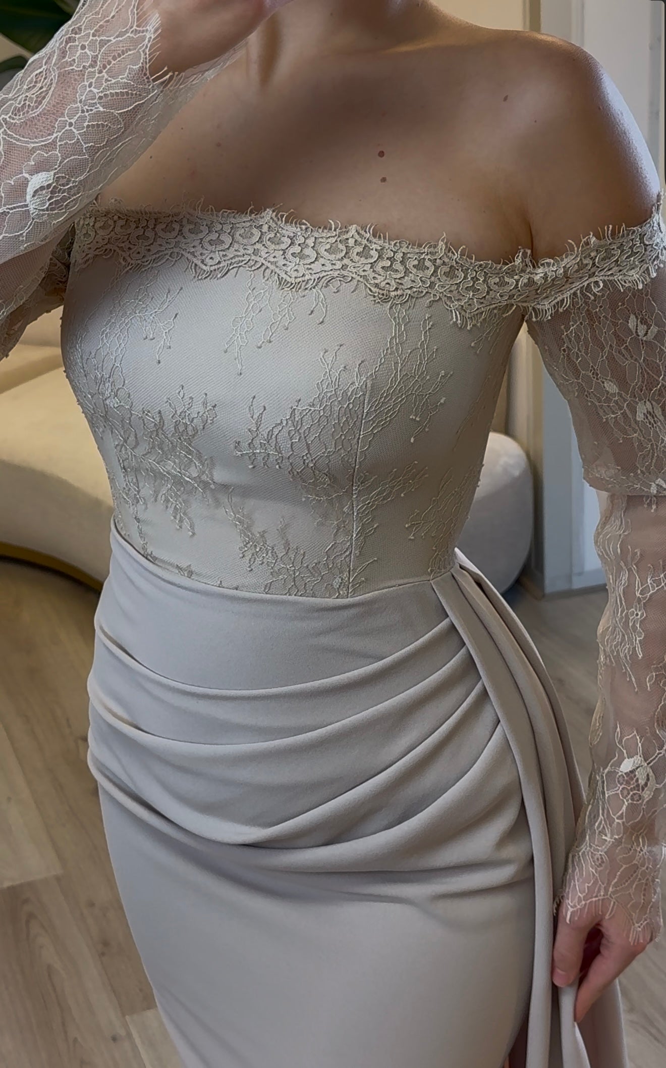 The Asmara dress beige