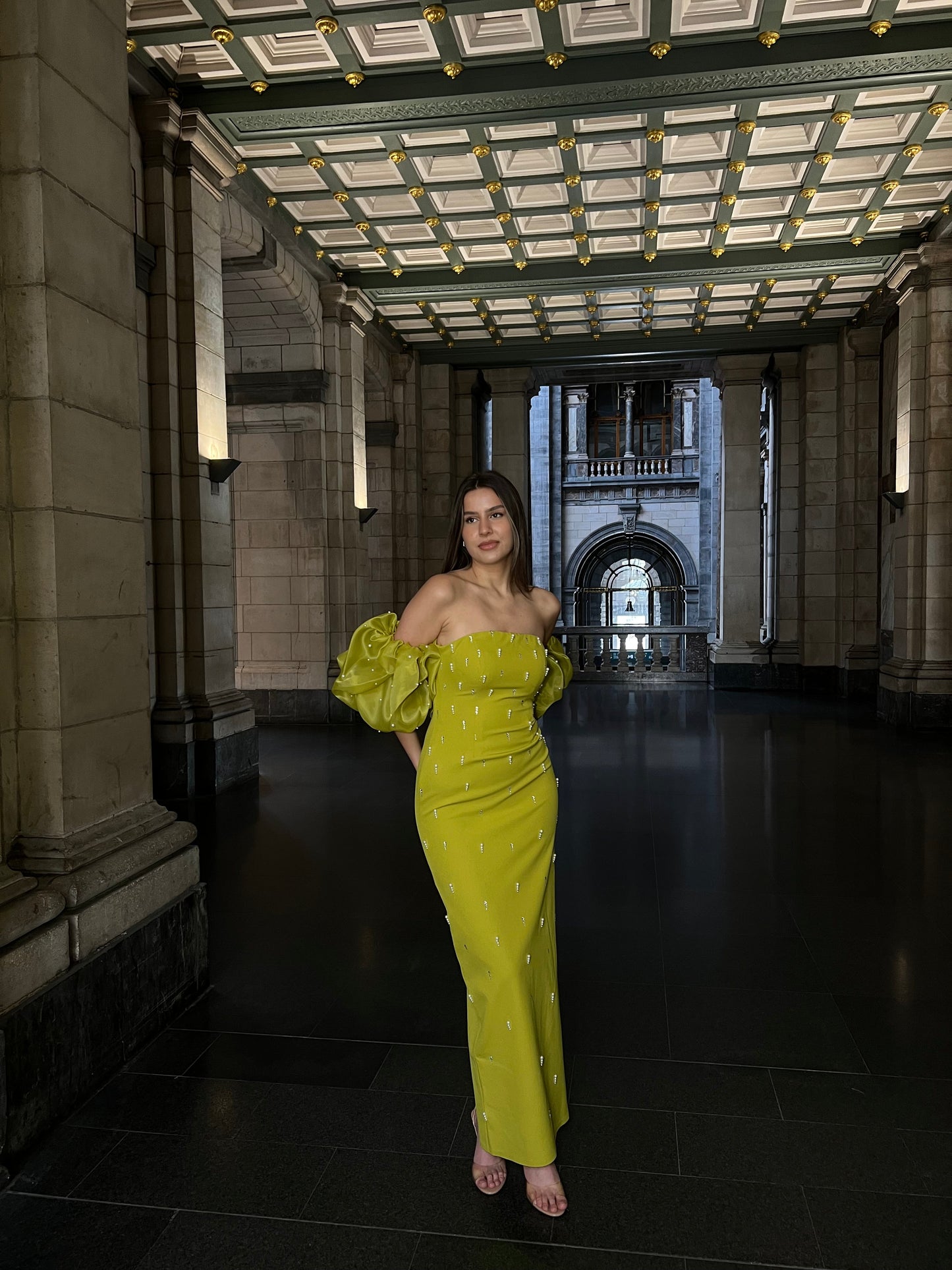 The Marilyn dress olive