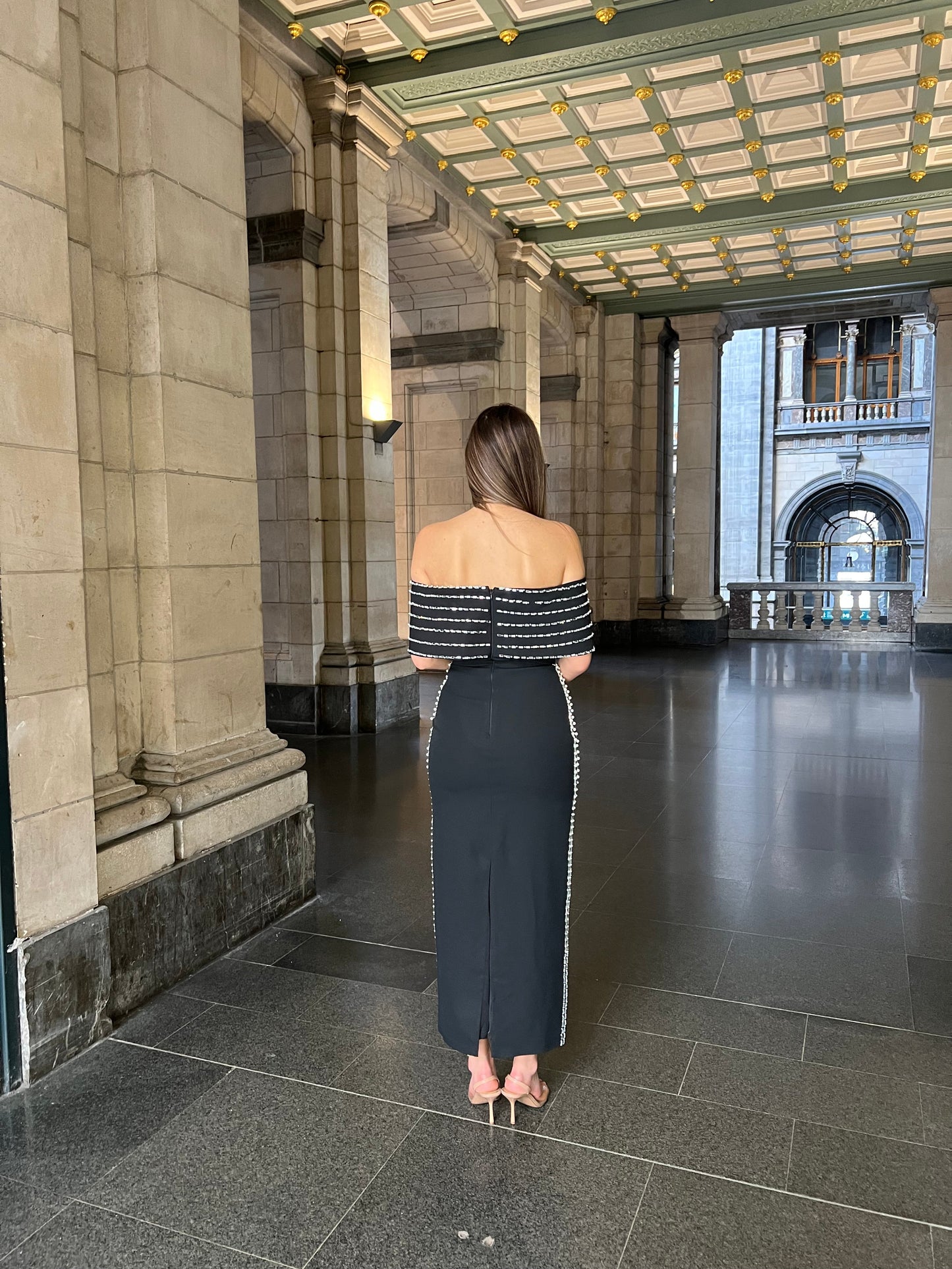 The Liva dress black