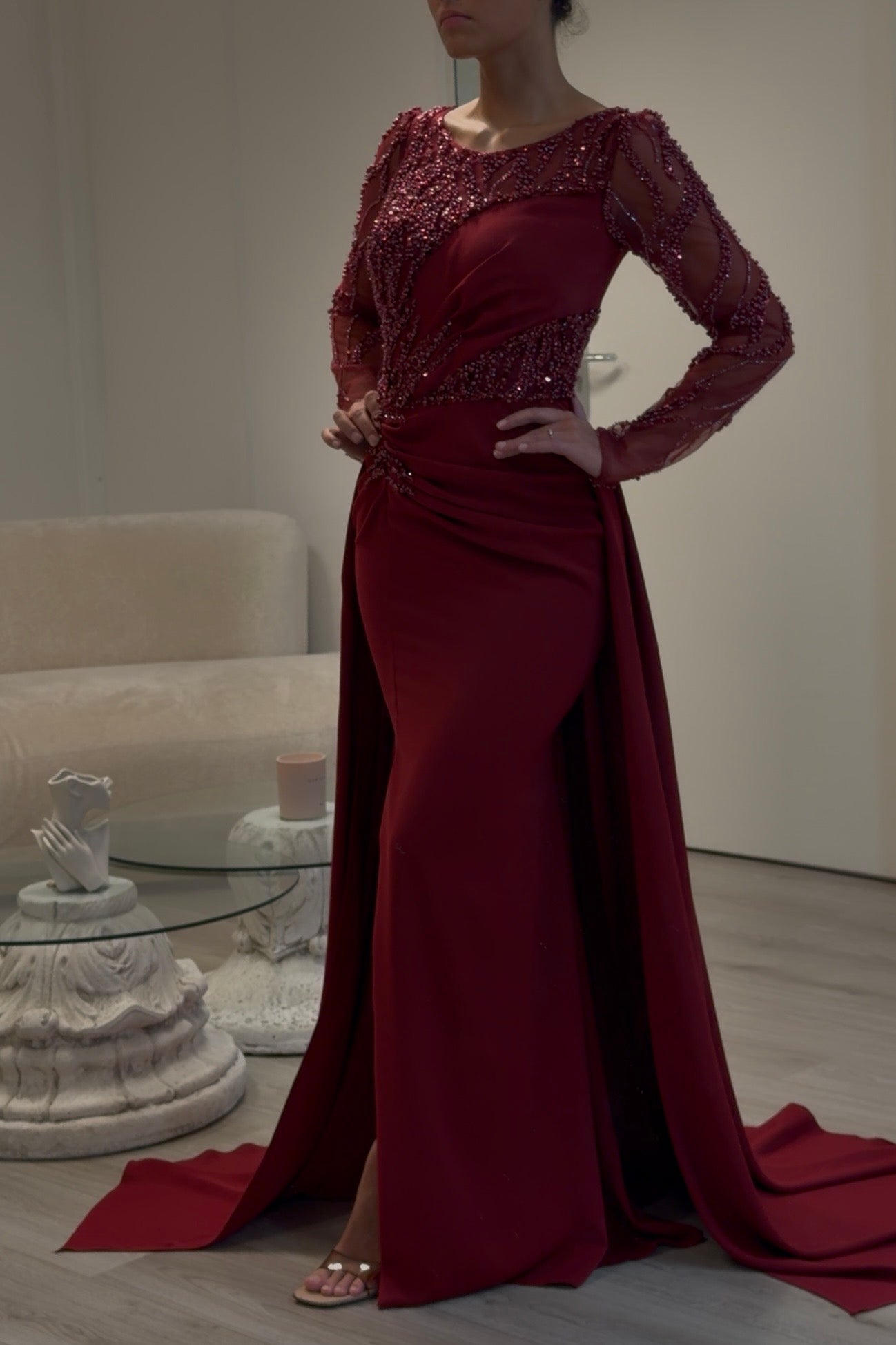 The Nevra dress burgundy