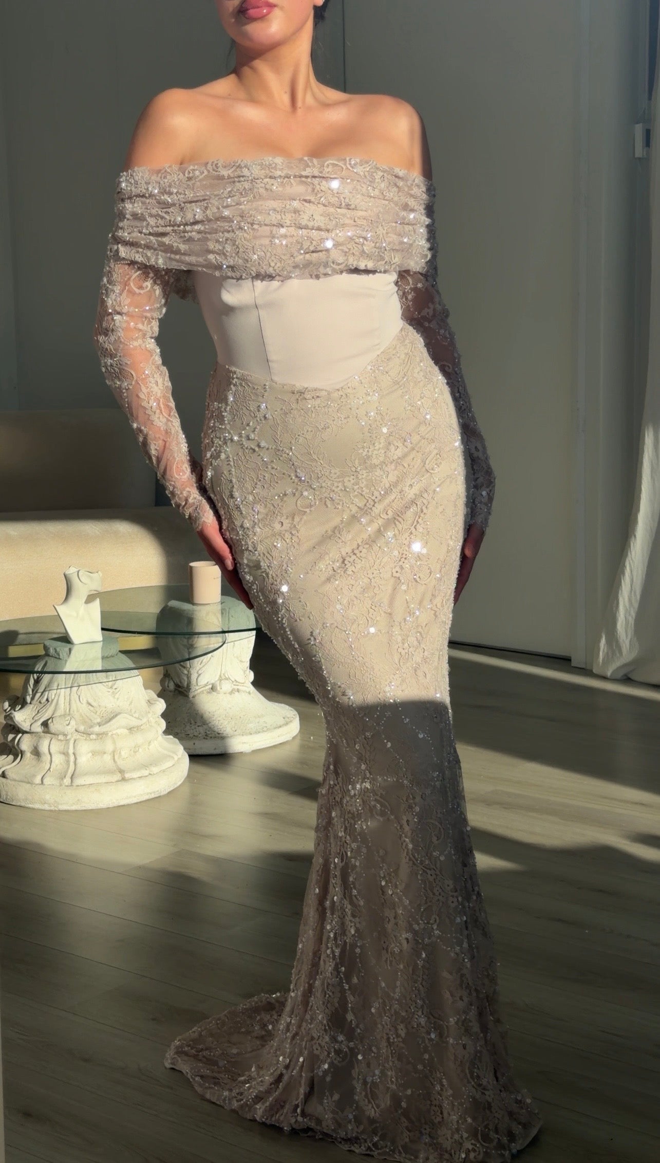 The Aralina dress taupe