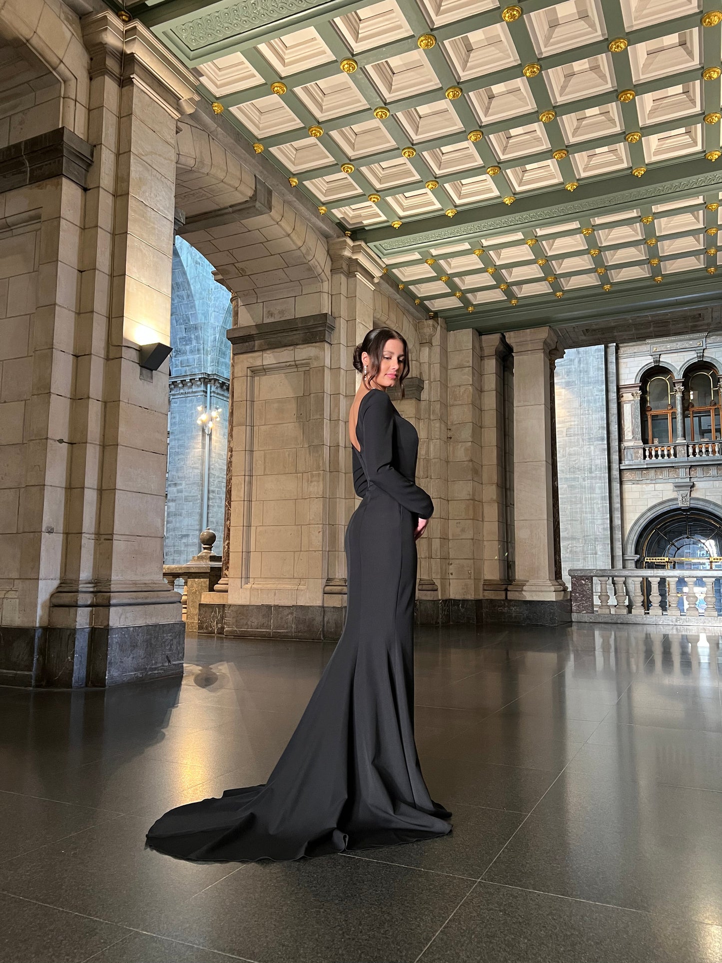 The Adina dress black
