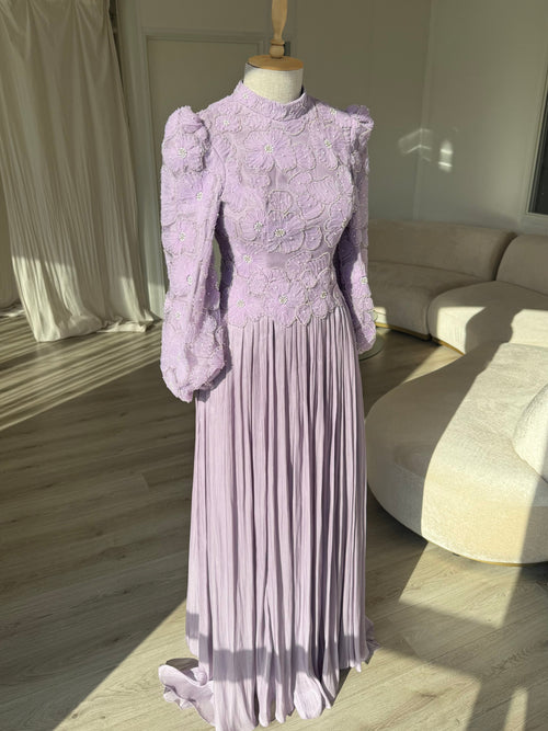 The Larina dress lilac