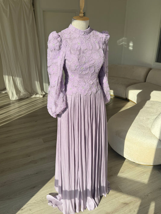 The Larina dress lilac