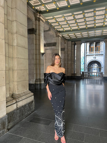 The Bloom dress black
