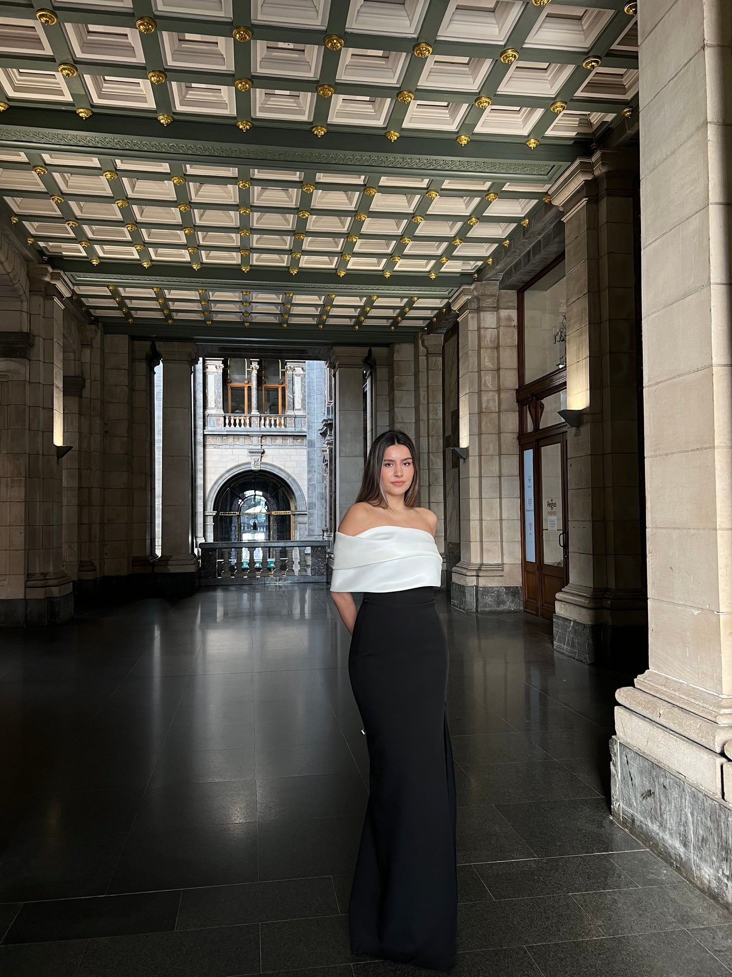 The dilara dress black&white