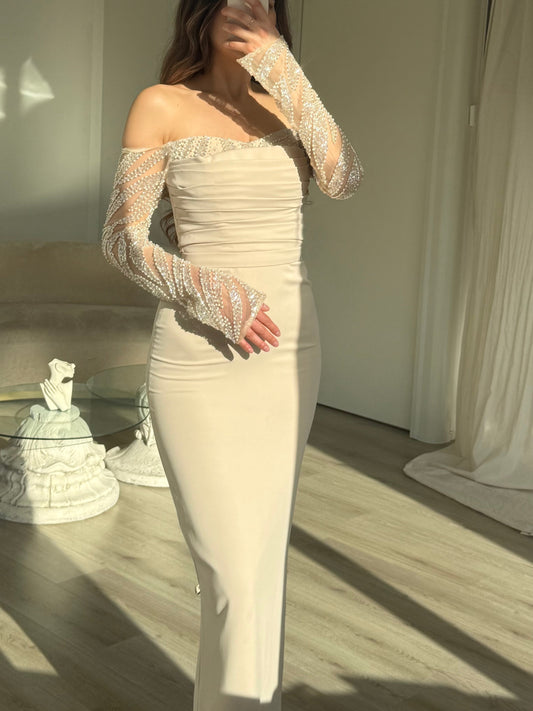 The Nevah dress beige