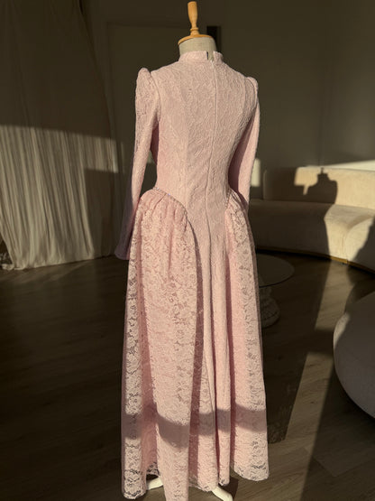 The Lori dress soft pink