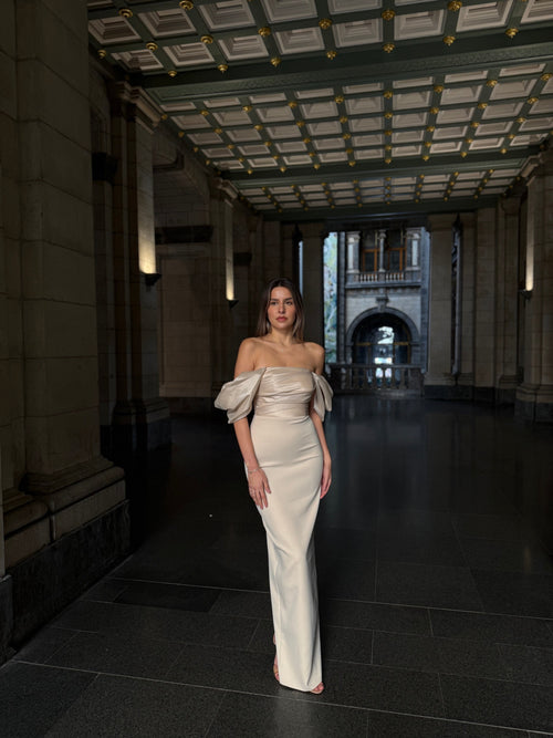 The Coco dress beige