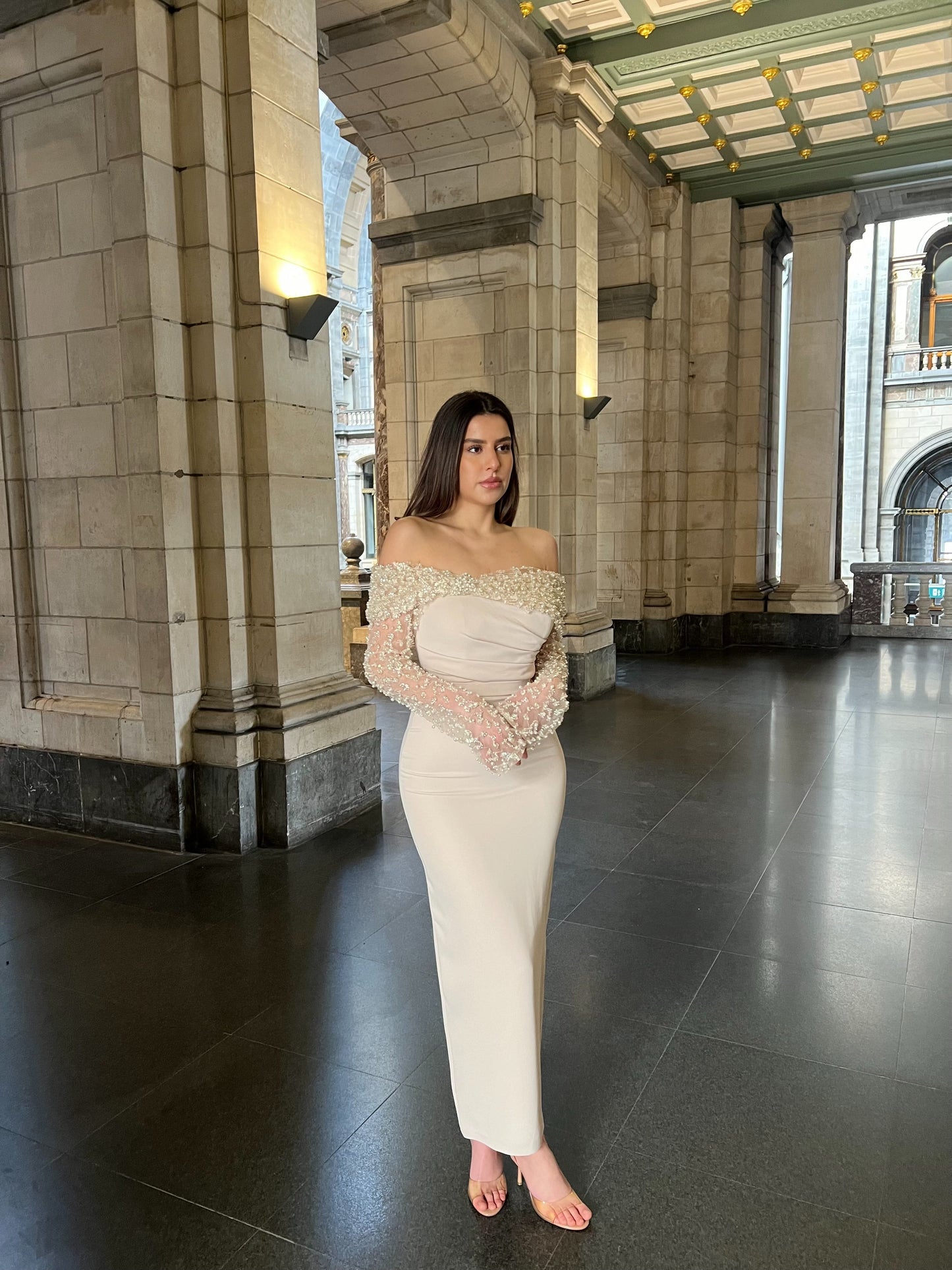 The Beyza midi dress beige
