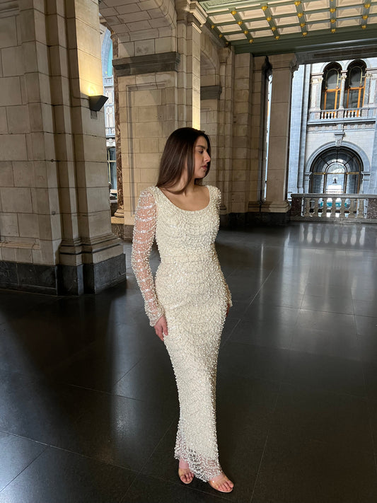 The Azra dress beige