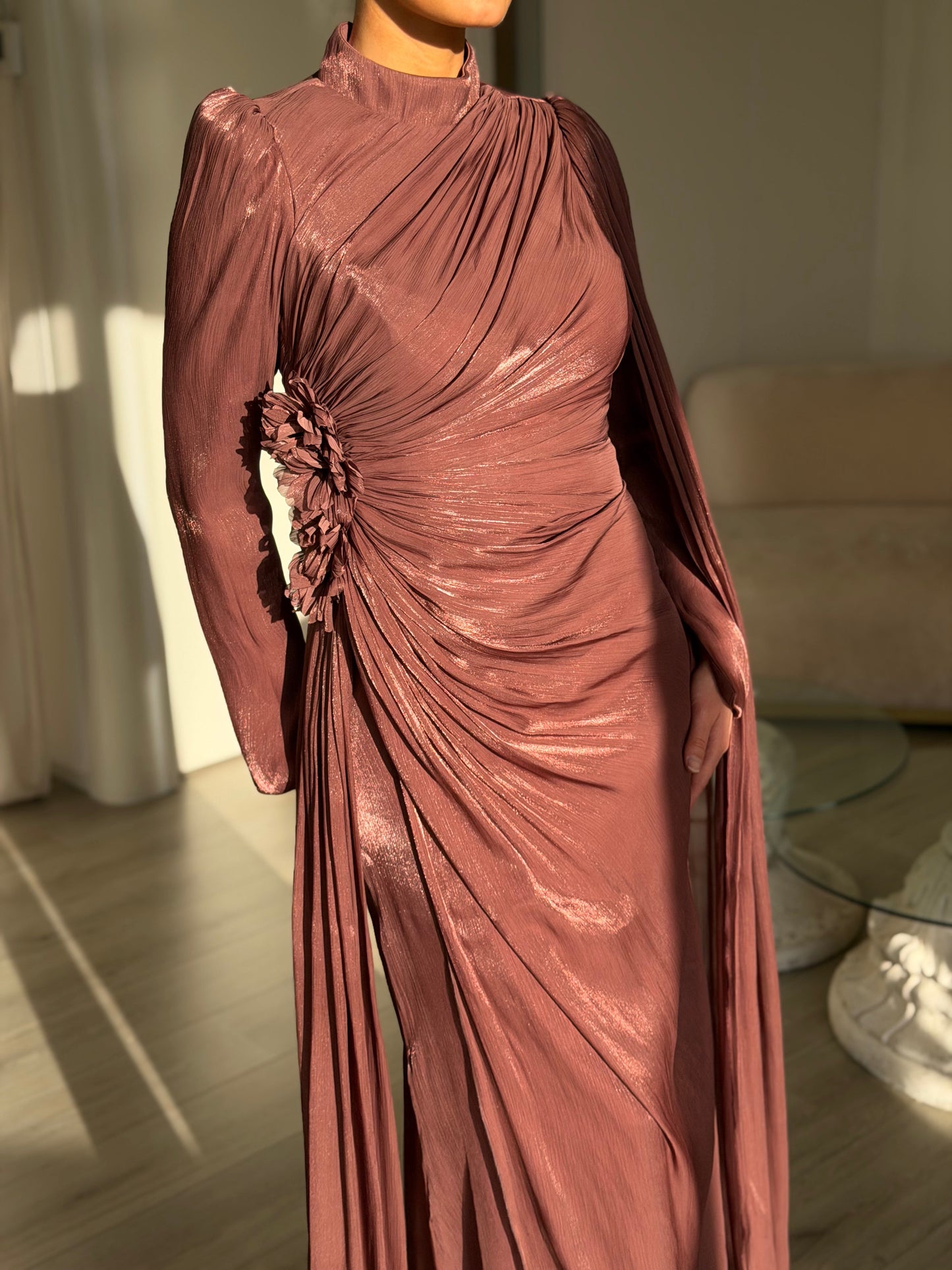 The Amira dress rosewood