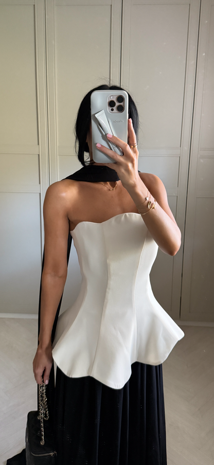 The Denola dress black and white AN edition