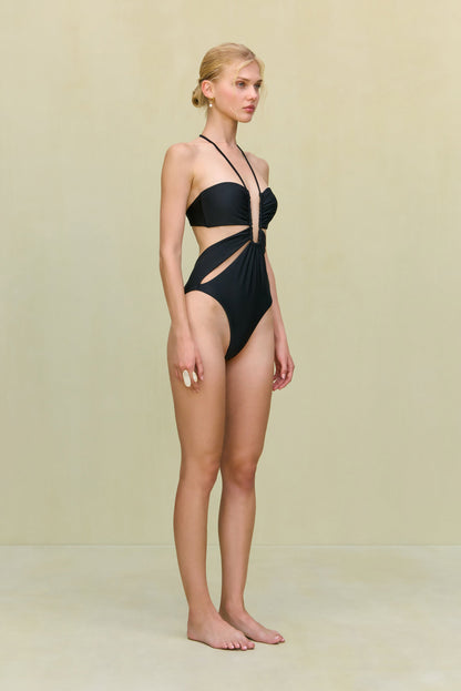 HOLLIS ONE PIECE - BLACK