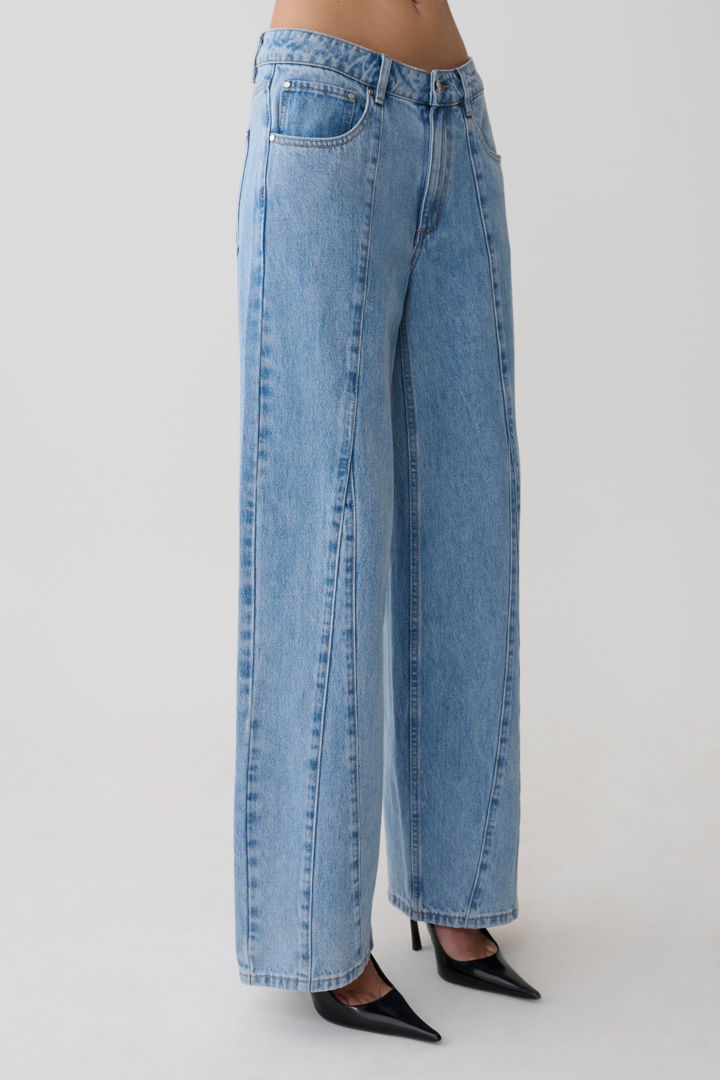 Roy Mid Rise Wide Leg Denim Jeans - Classic Blue