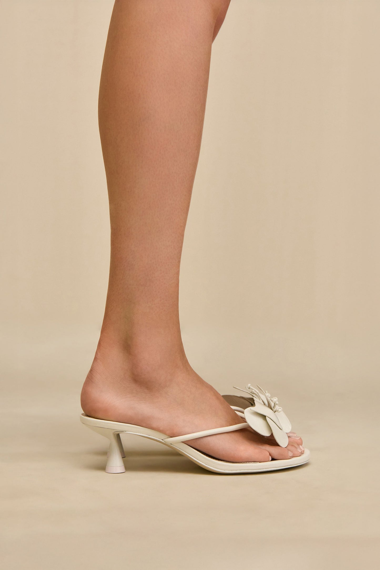 ADDISON SANDAL - ANTIQUE WHITE