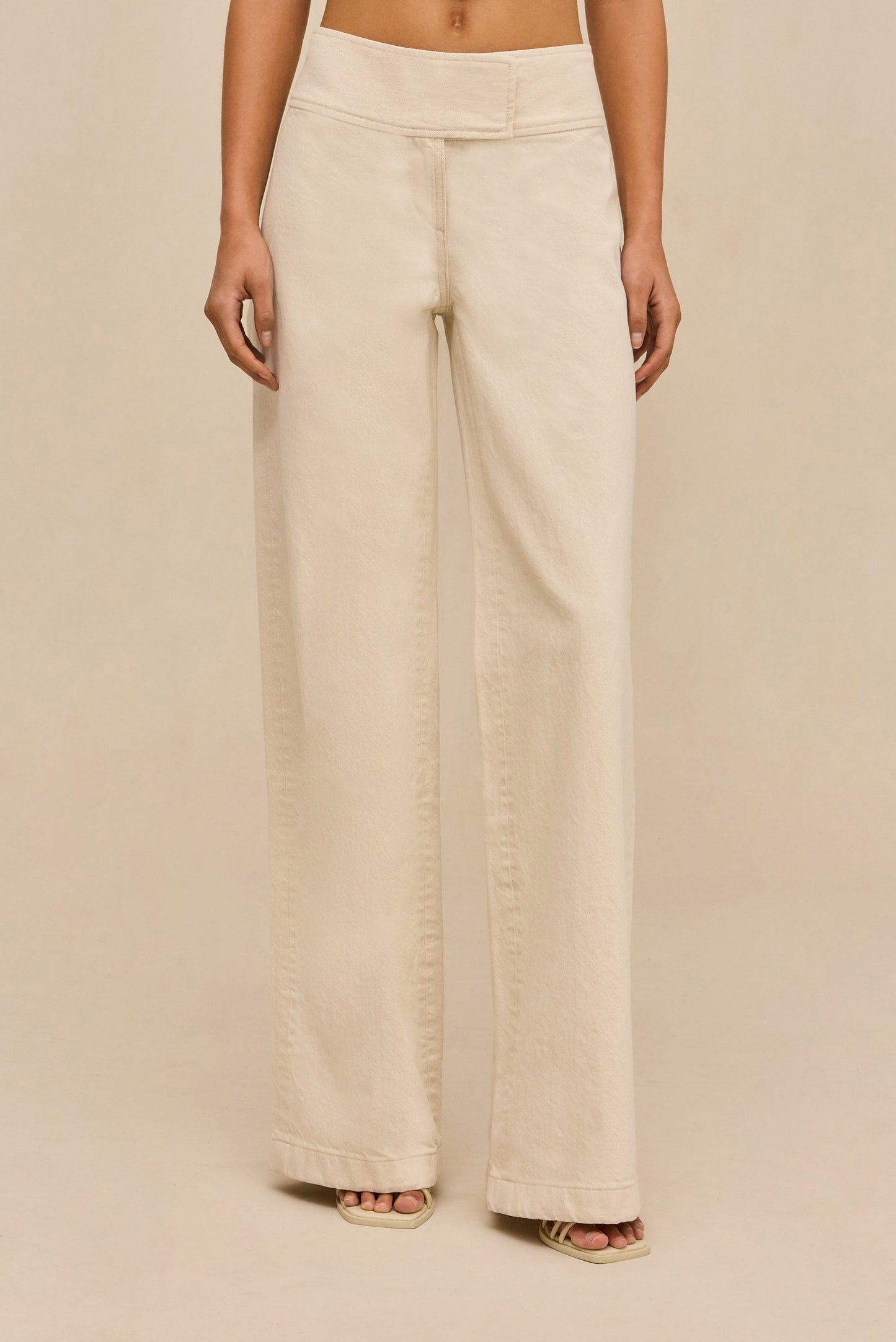 YAEL PANT - TRAVERTINE