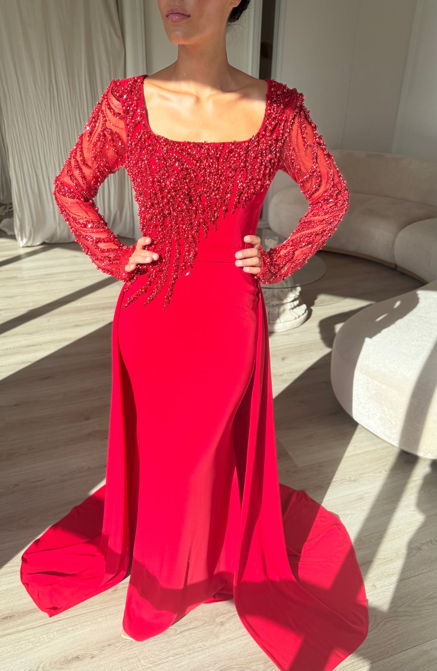 The Zeyna dress red