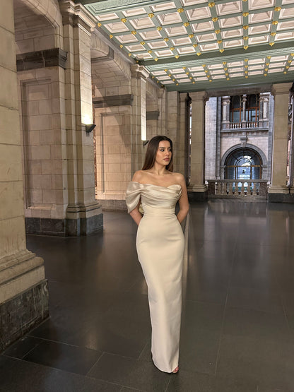 The Melodie dress beige