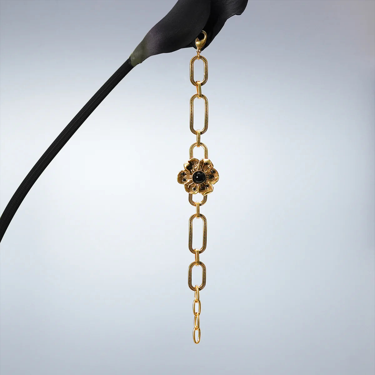 BOUND BLOOM BRACELET