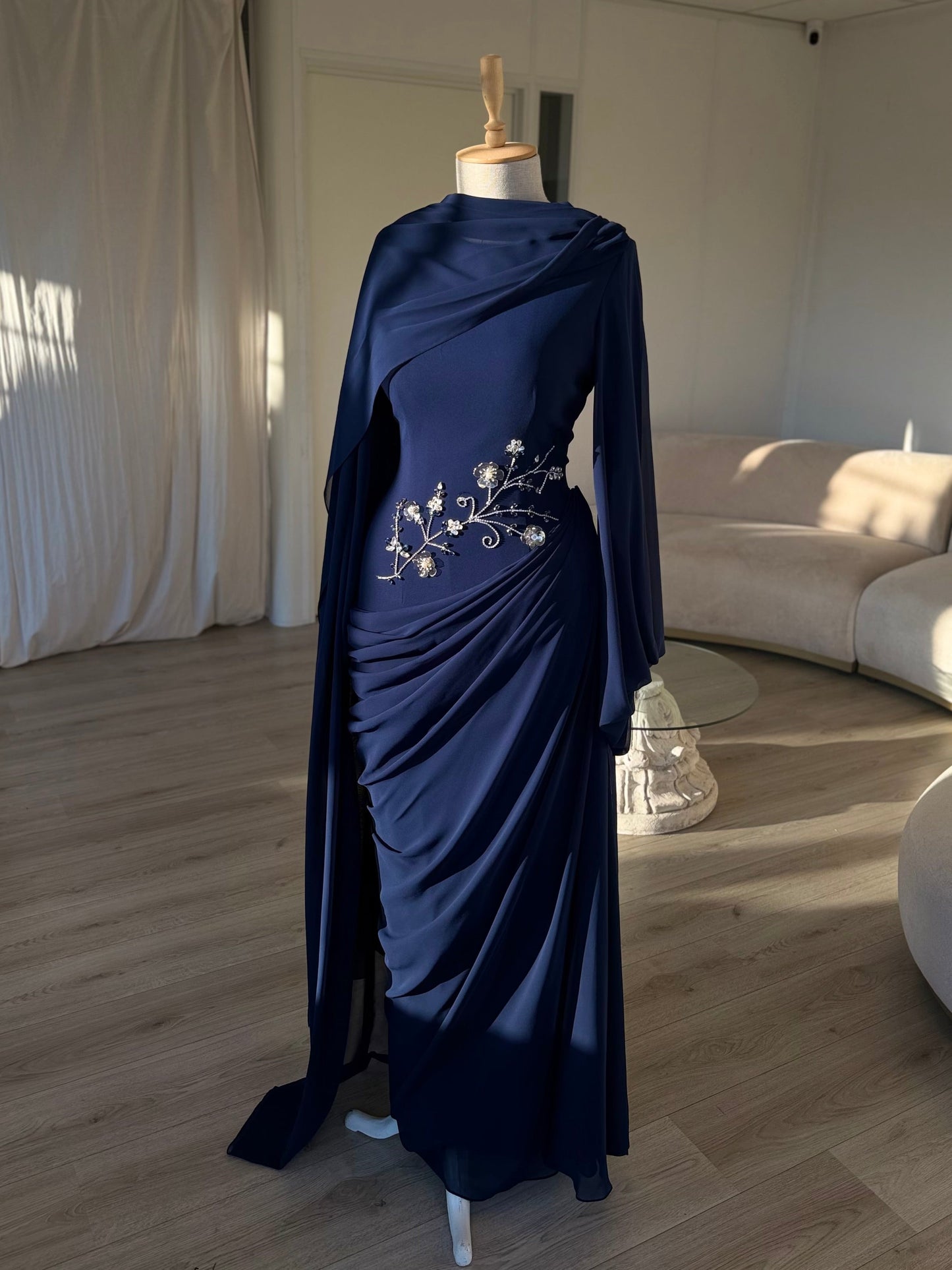 The Zehra dress navy