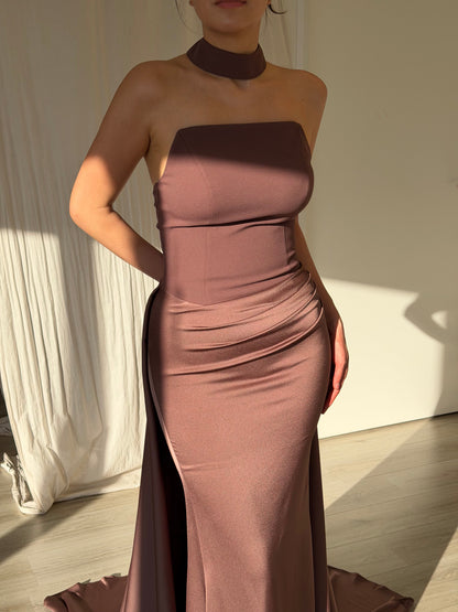The Asina dress brown