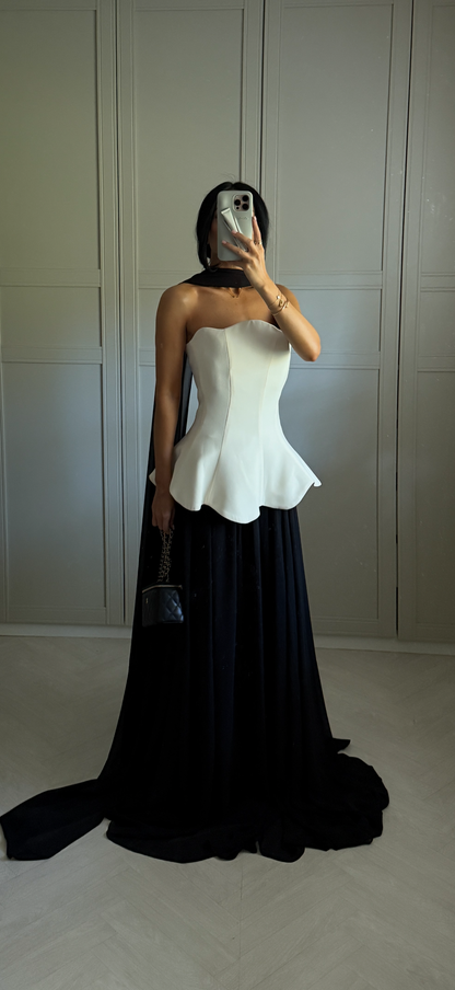The Denola dress black and white AN edition