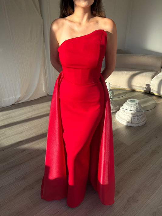 The Aselya dress red
