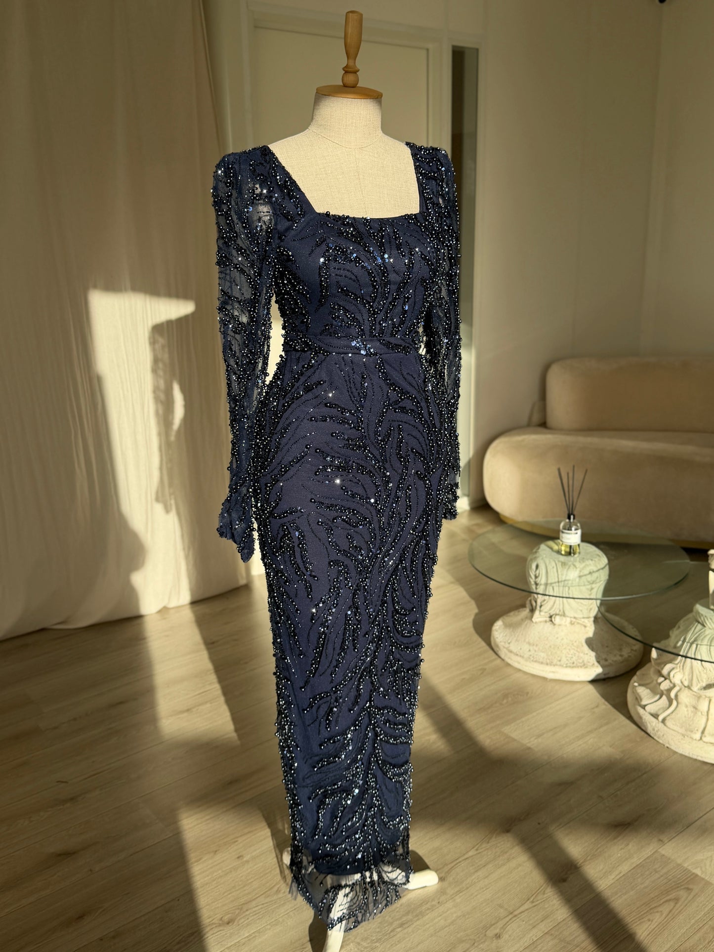 The Elvina dress navy blue