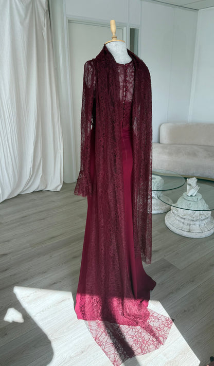 The Amera dress burgundy