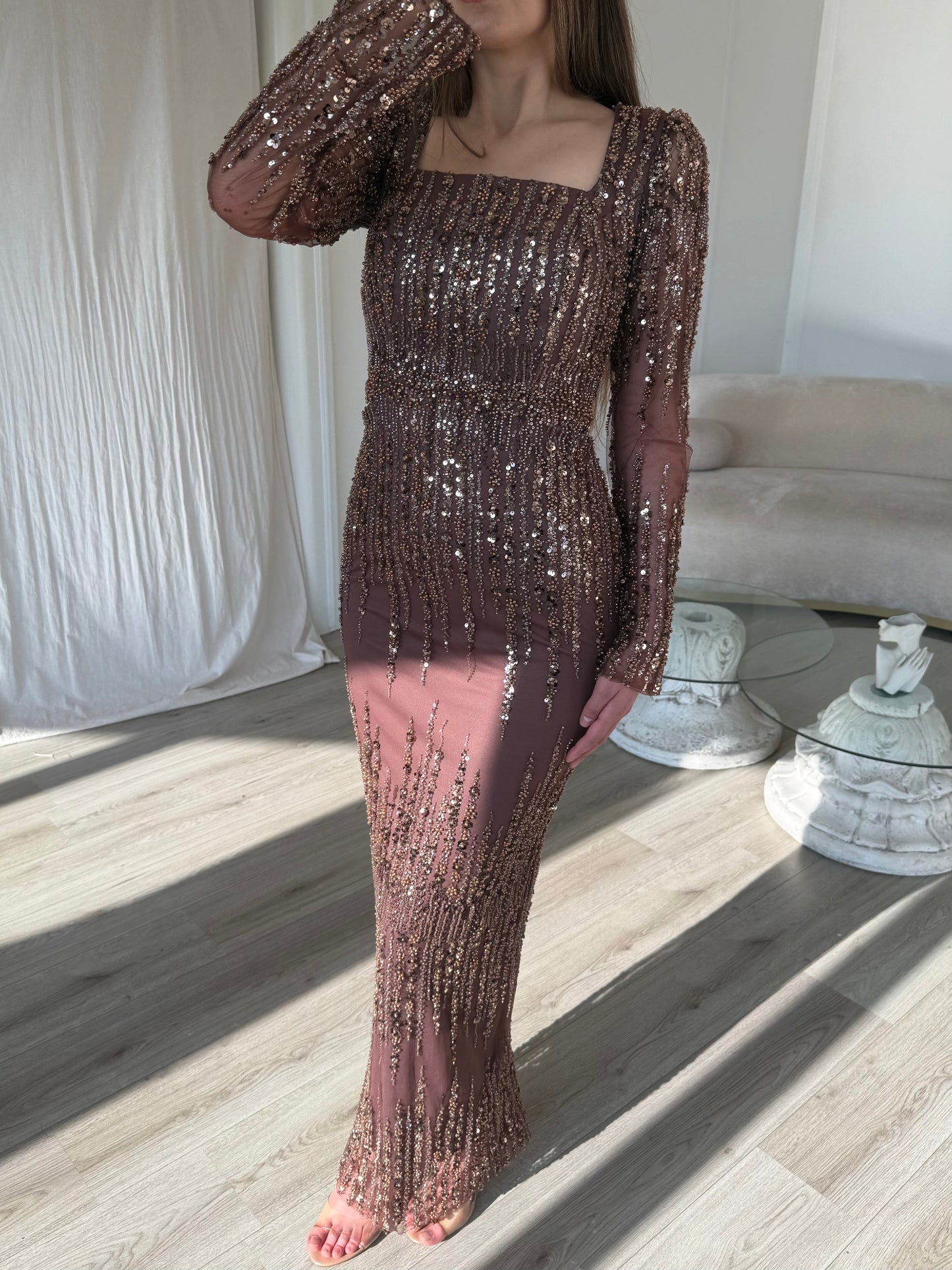 The Mirsu dress brown