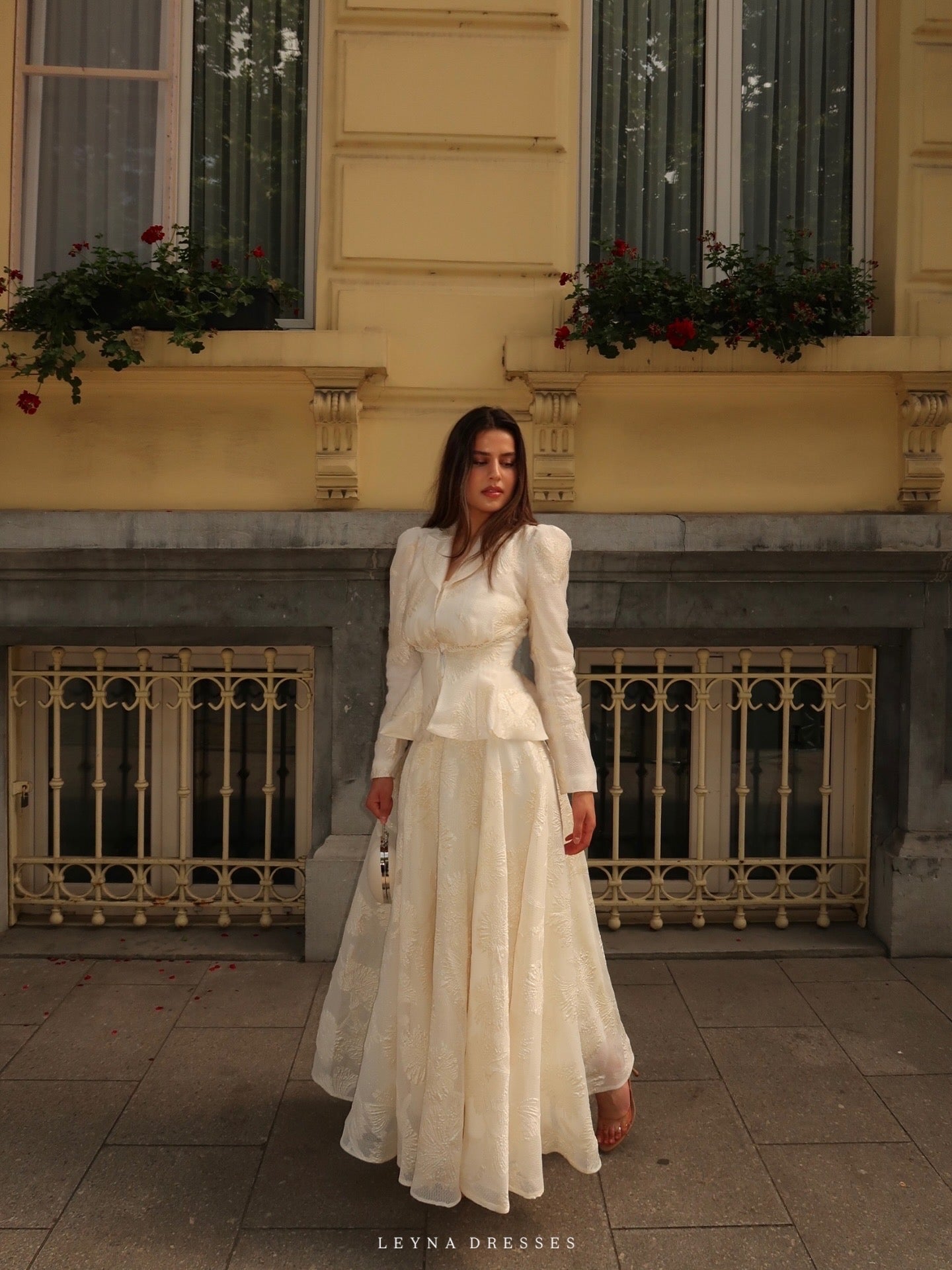 The Sarah suit beige