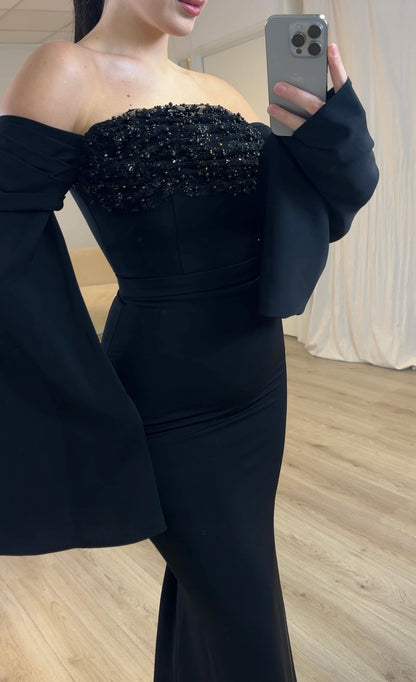 The Nara dress black