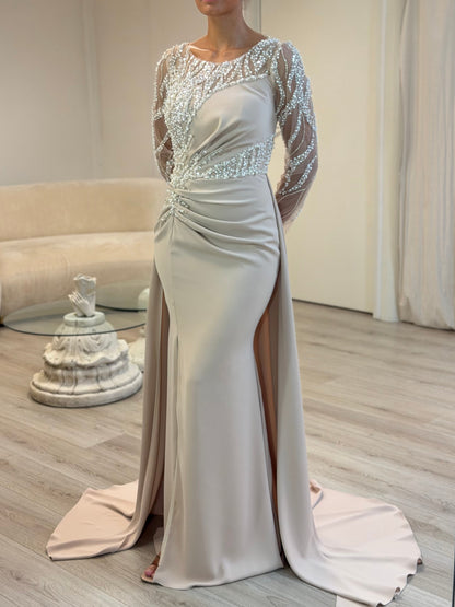 The Nevra dress beige