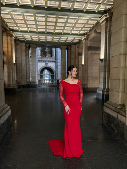 The Luna dress red
