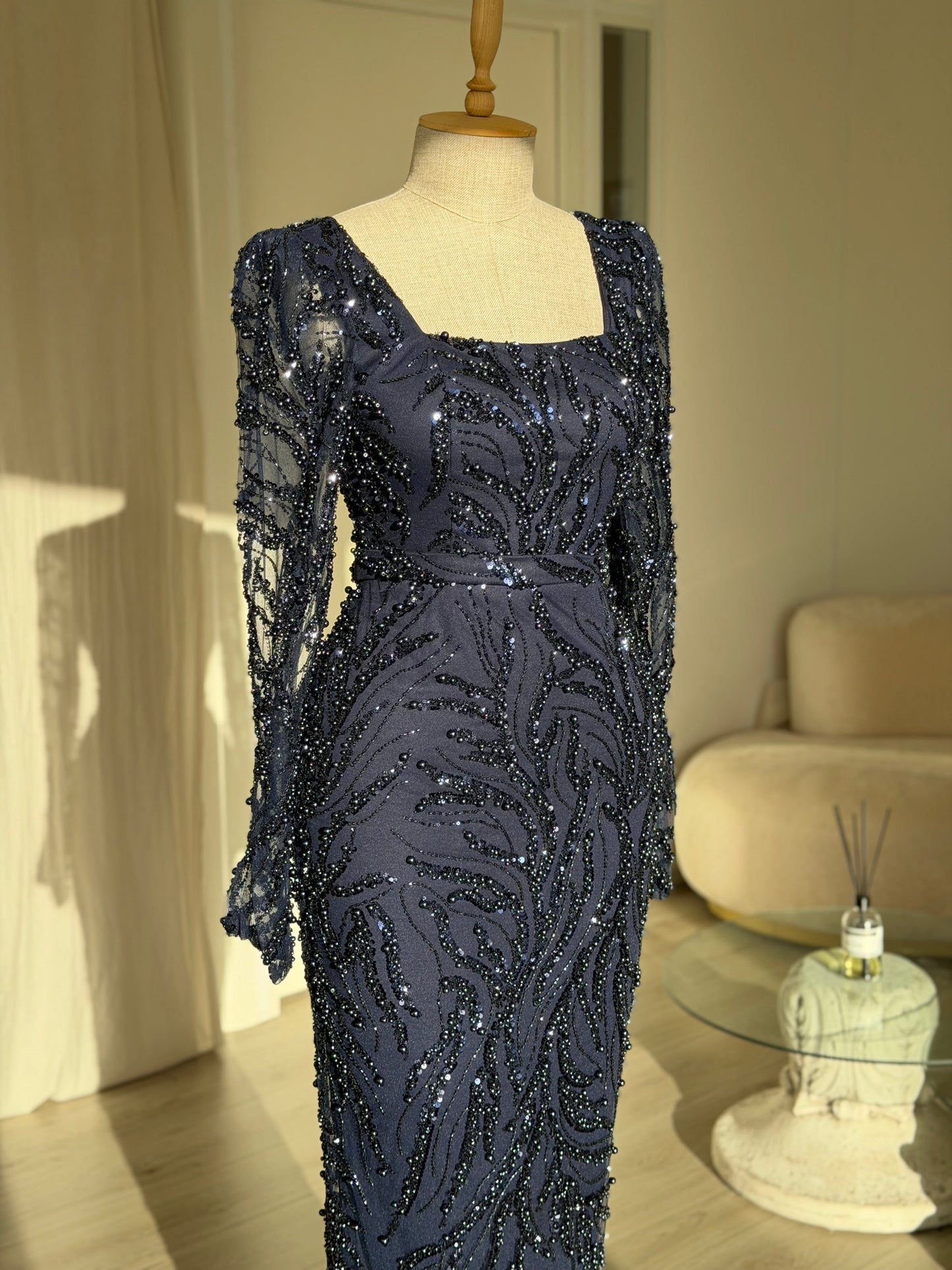The Elvina dress navy blue