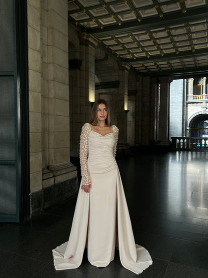 The Asena dress beige