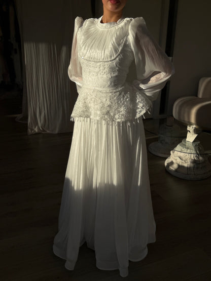 The Diora dress white