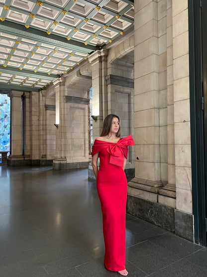 The Neva dress red