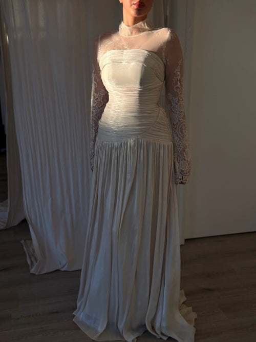 The Alera dress beige