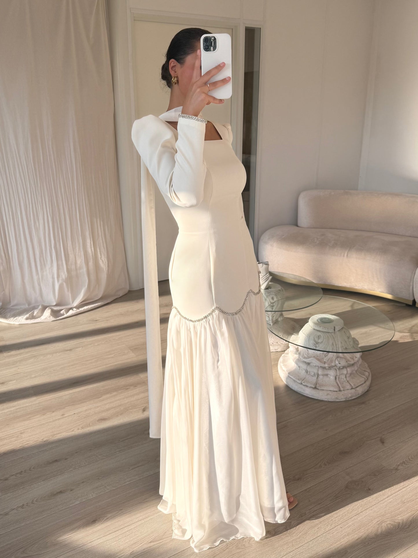 The Amoza dress ivory