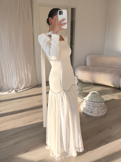 The Amoza dress ivory