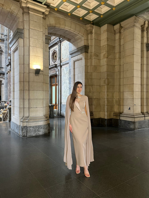 The Layal dress beige