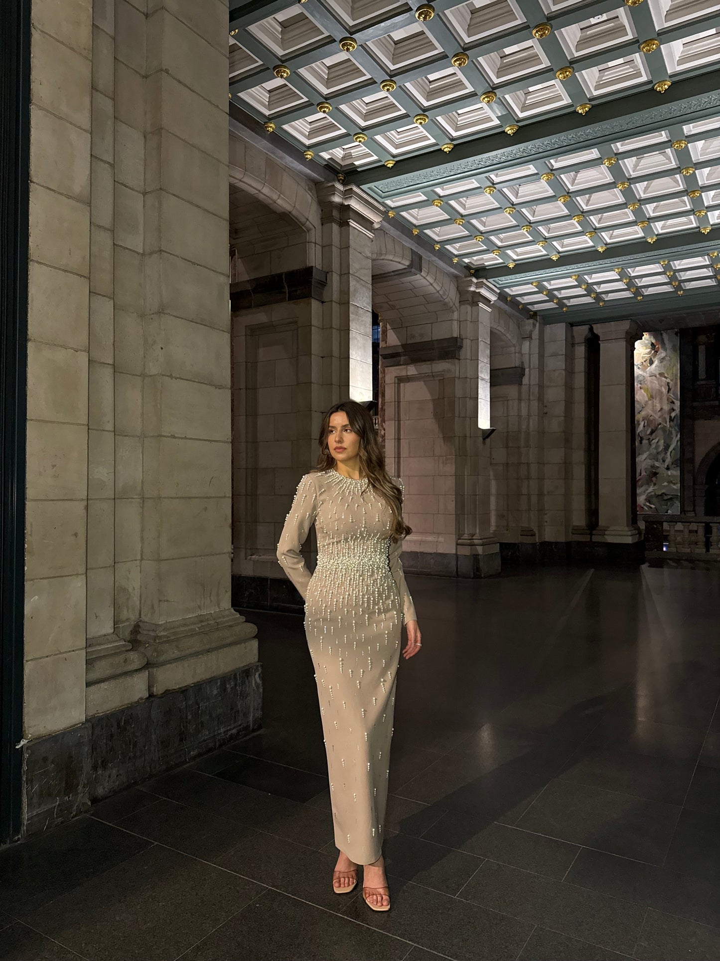 The Viana dress beige