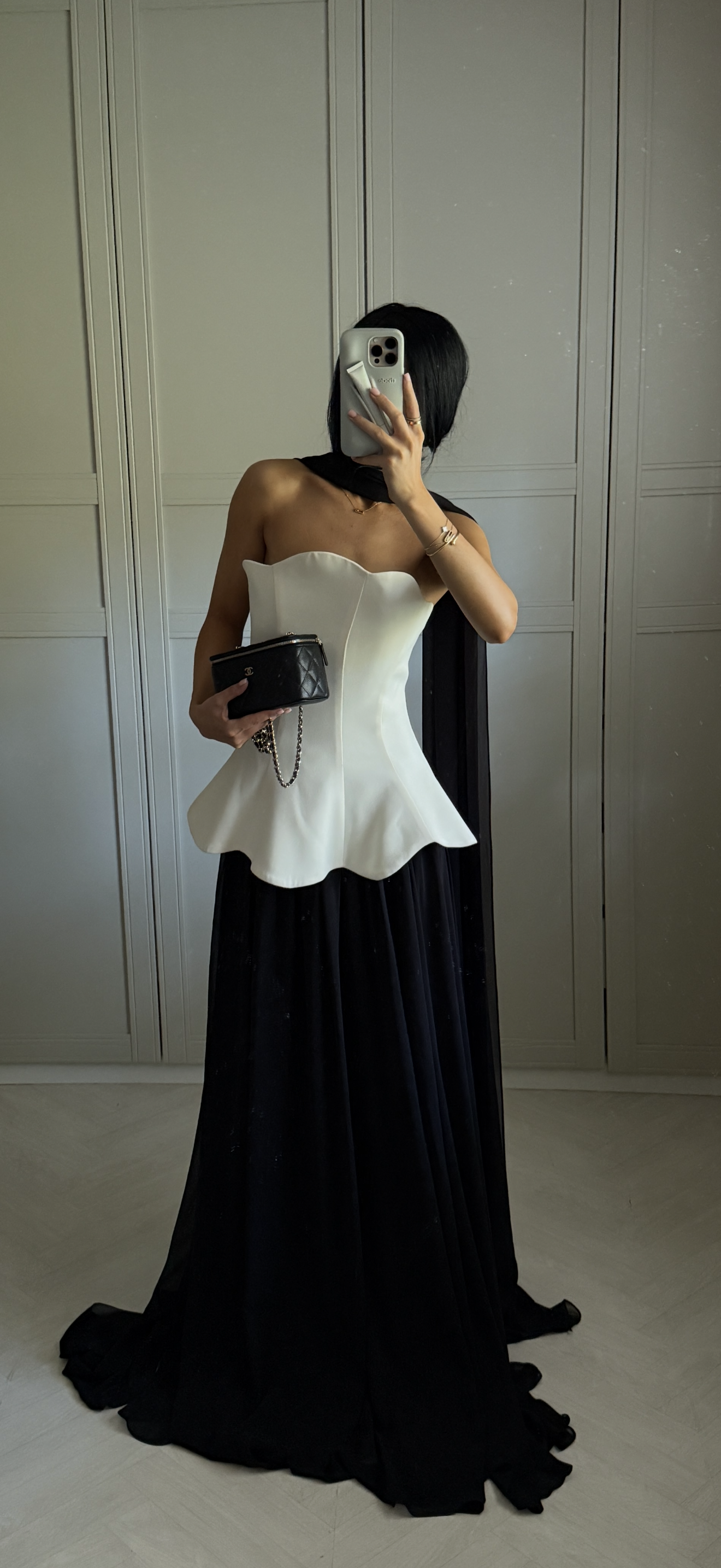 The Denola dress black and white AN edition