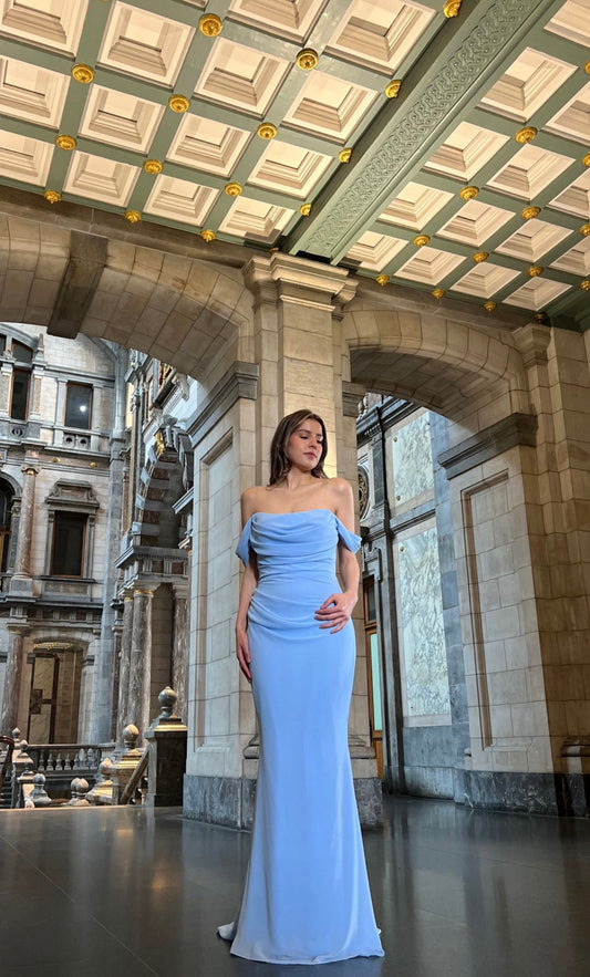 The Meyra dress baby blue