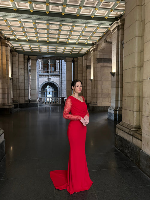 The Luna dress red